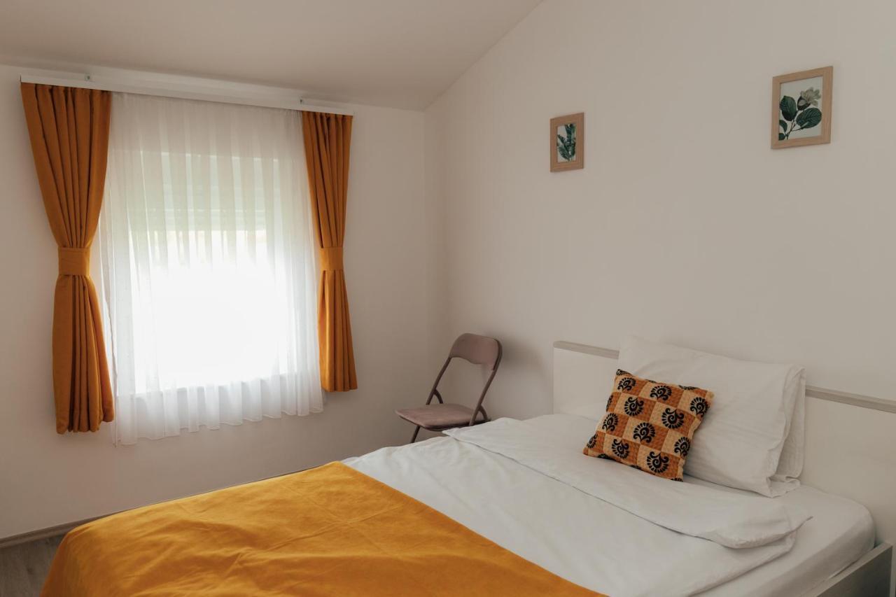 Bed and Breakfast Restoran I Sobe Savic Krnjak Exterior foto